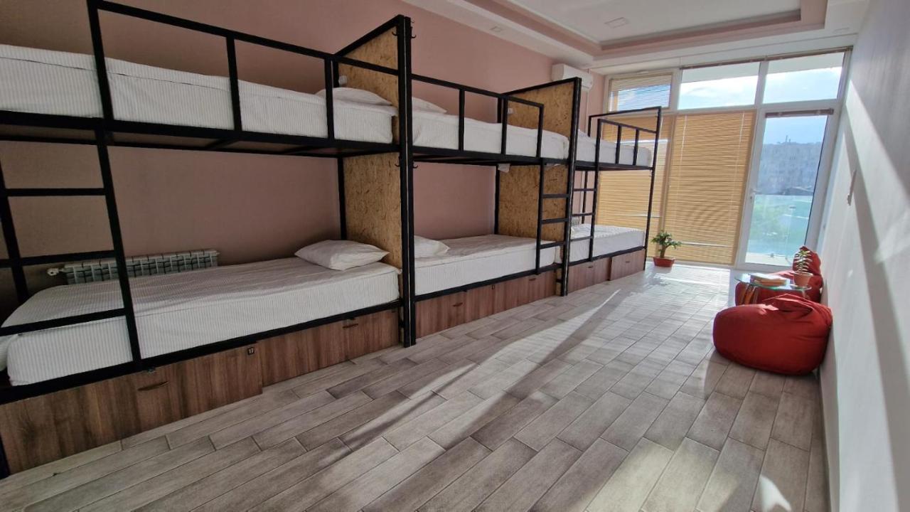 Puzzle Space Vandrerhjem Jerevan Rom bilde